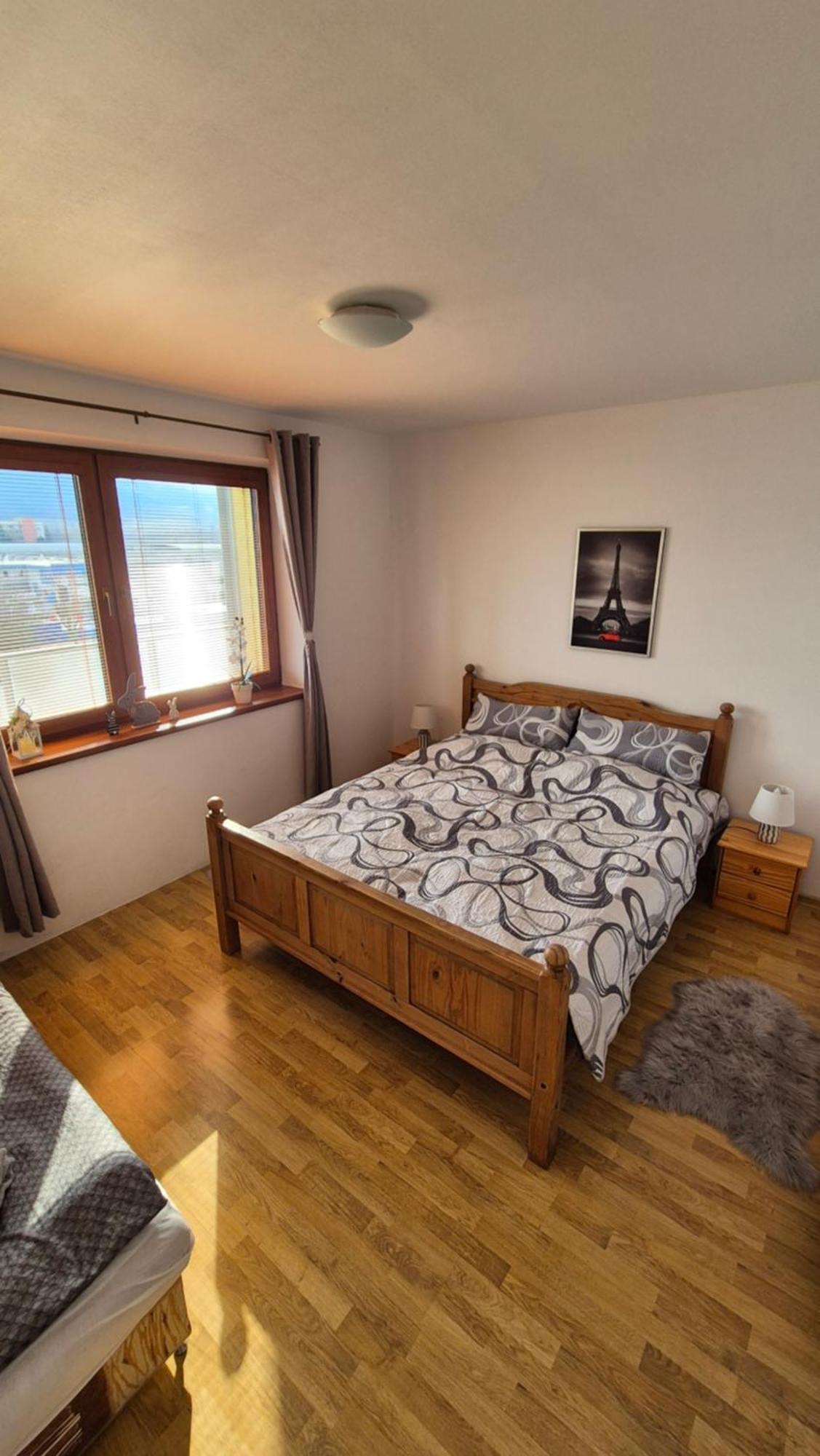 2 Room Apartment With Terrace 455, Apartmany Liptov Liptovský Mikuláš Exteriér fotografie